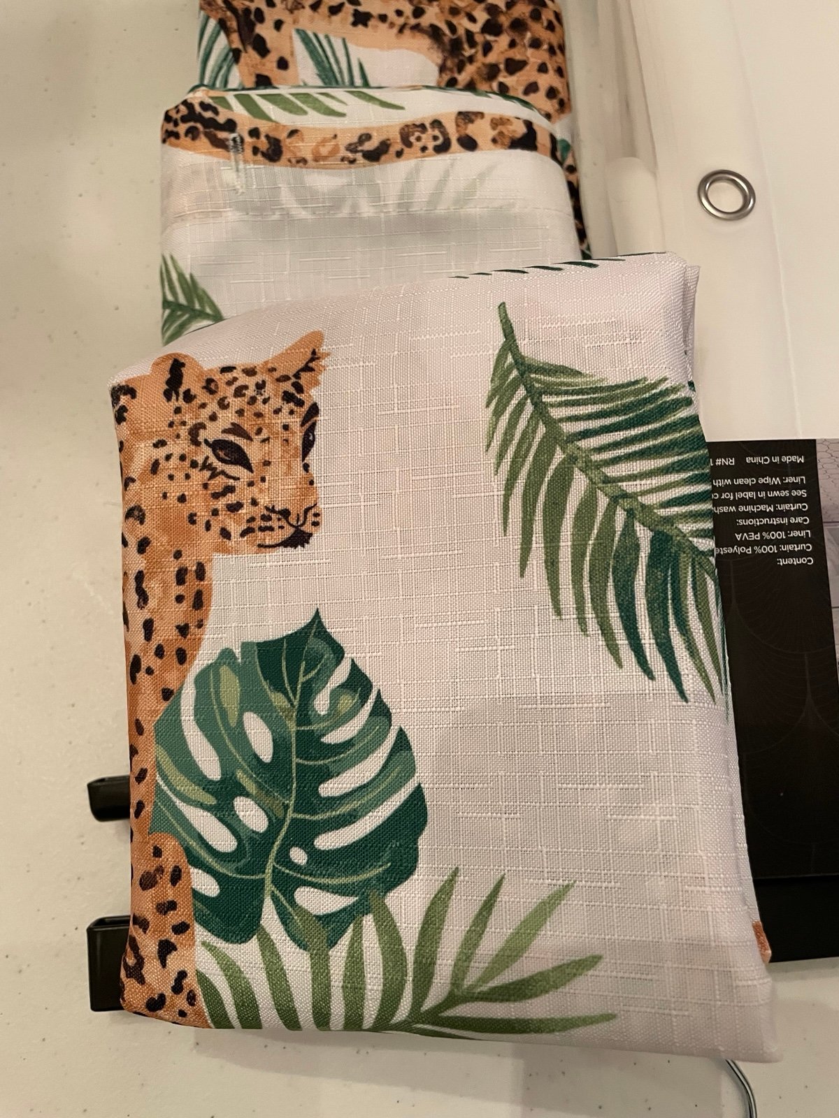 Leopard Shower Curtain set