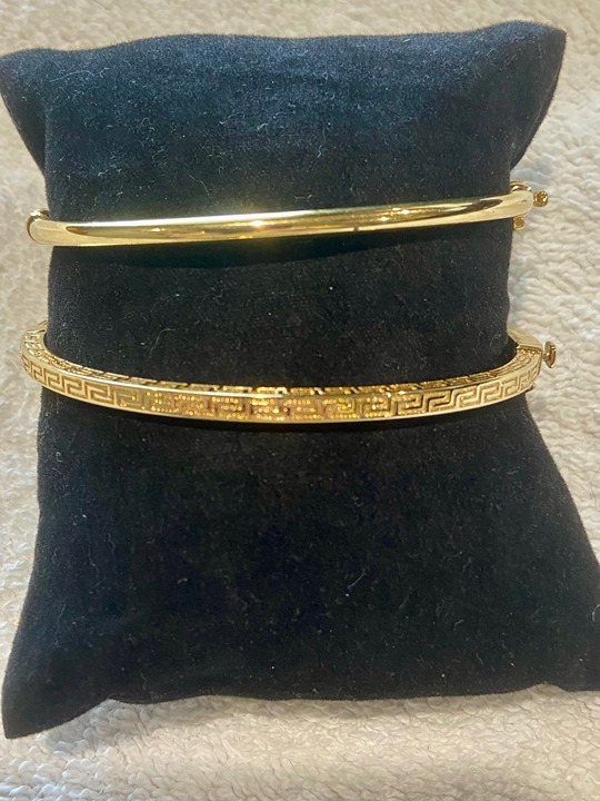 MODA AL MASSIMO(R) 18K Y/GOLD OVER BRONZE POLISHED AND GREEK KEY 7 INCH BANGLES