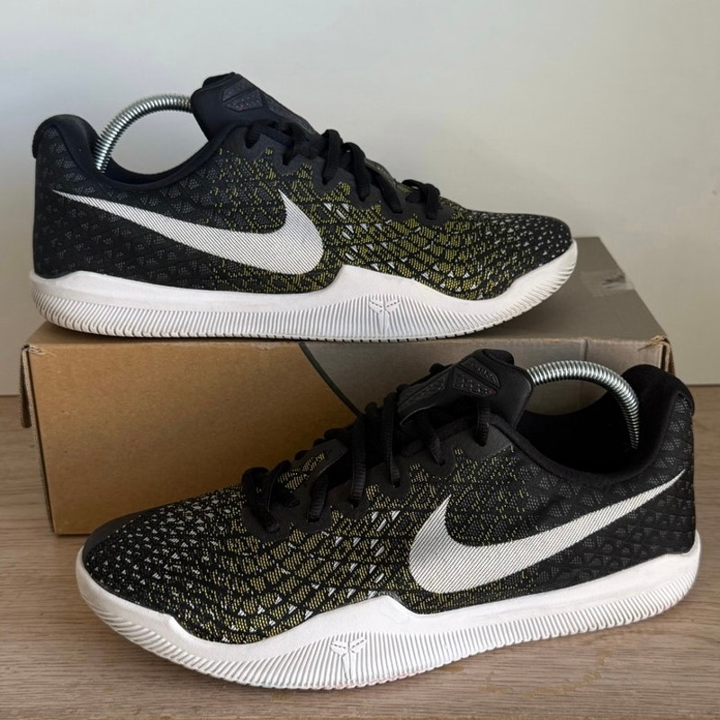 Nike Kobe Mamba Instinct Grey/ Dynamic yellow Men Sneakers 852473-017- SZ 10.5