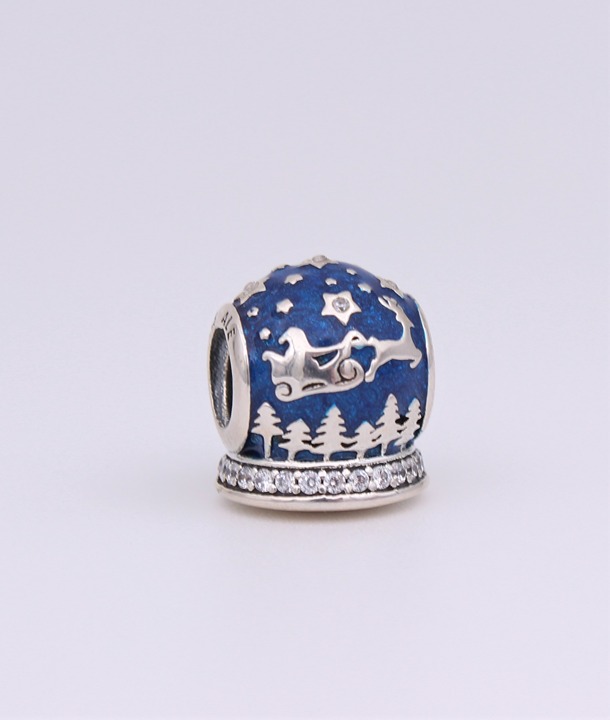 New PANDORA Christmas Night Blue Snow Globe Charm