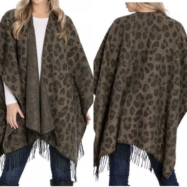 Woolrich Women's Textured Luxe Soft Warm Cozy Blanket Shawl Wrap Cape OSFA