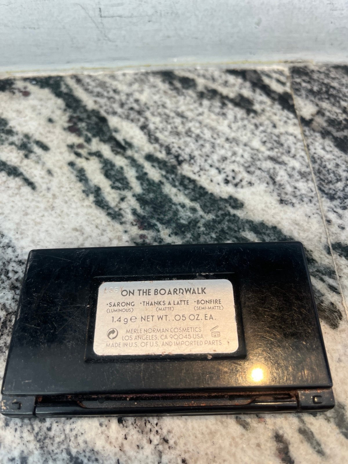 Merle Norman On The Boardwalk Eyeshadow Palette - detail