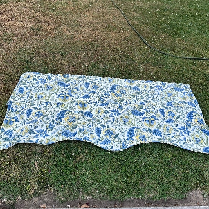 3 WAVERLY Imperial Dress Scalloped Valance 21 x 62 Jacobean Blue Yellow Floral