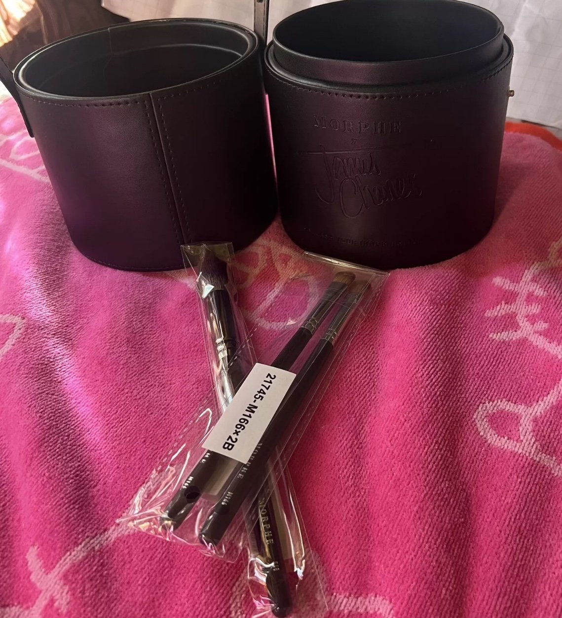 Morphe RC1 Large tubby case Makeup Brush Large Tubby Case NWT.