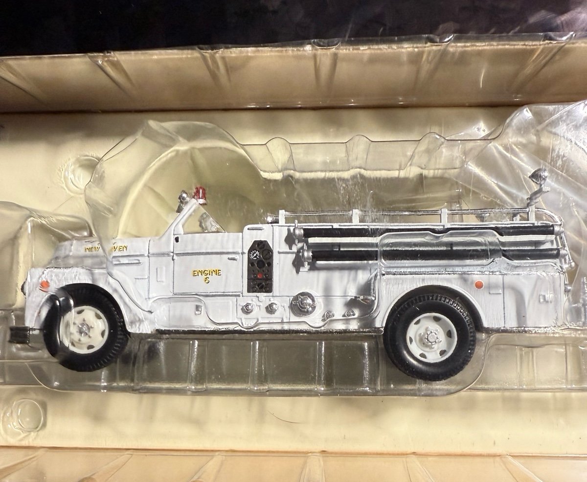 Corgi Hero’s under Fire Seagrave 70th Anniversary open cab fire truck New