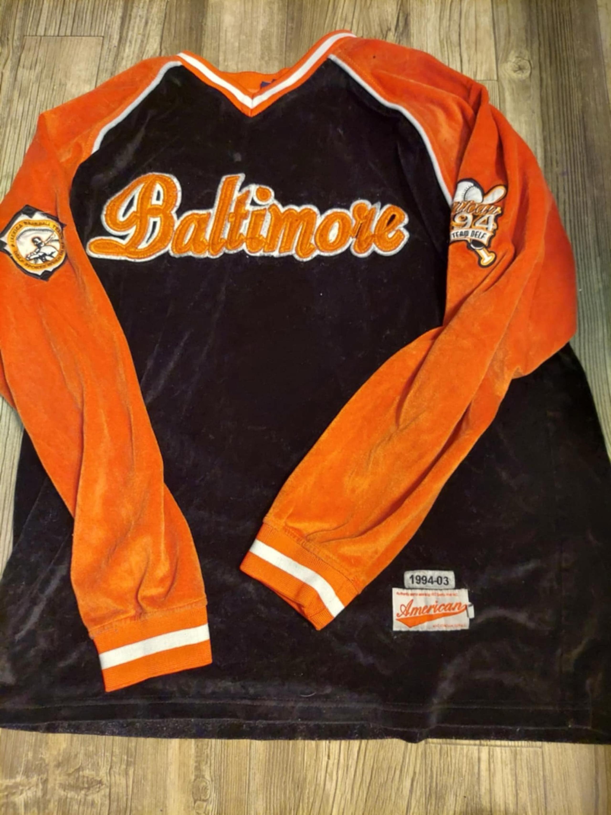 Baltimore Orioles Jersey Mens xl Velour MLB Delf Brand Long Sleeve Black