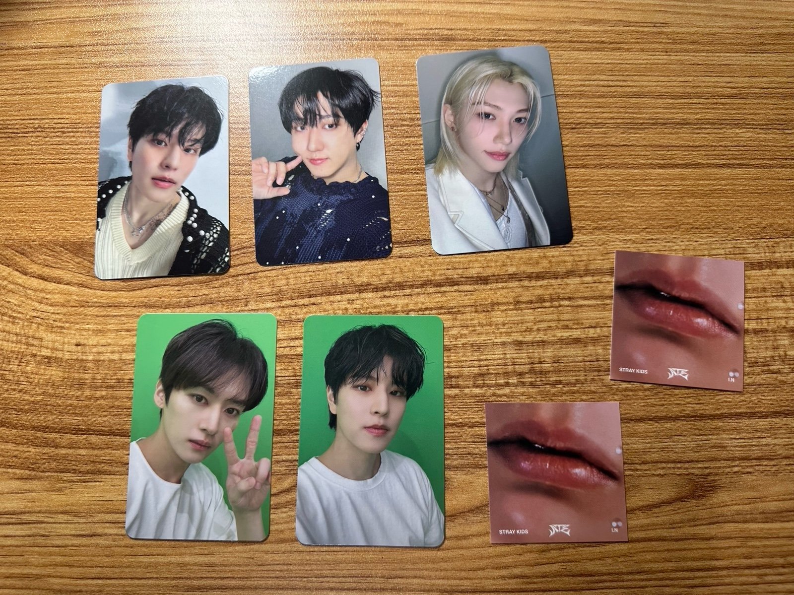 Stray Kids ATE Photocards