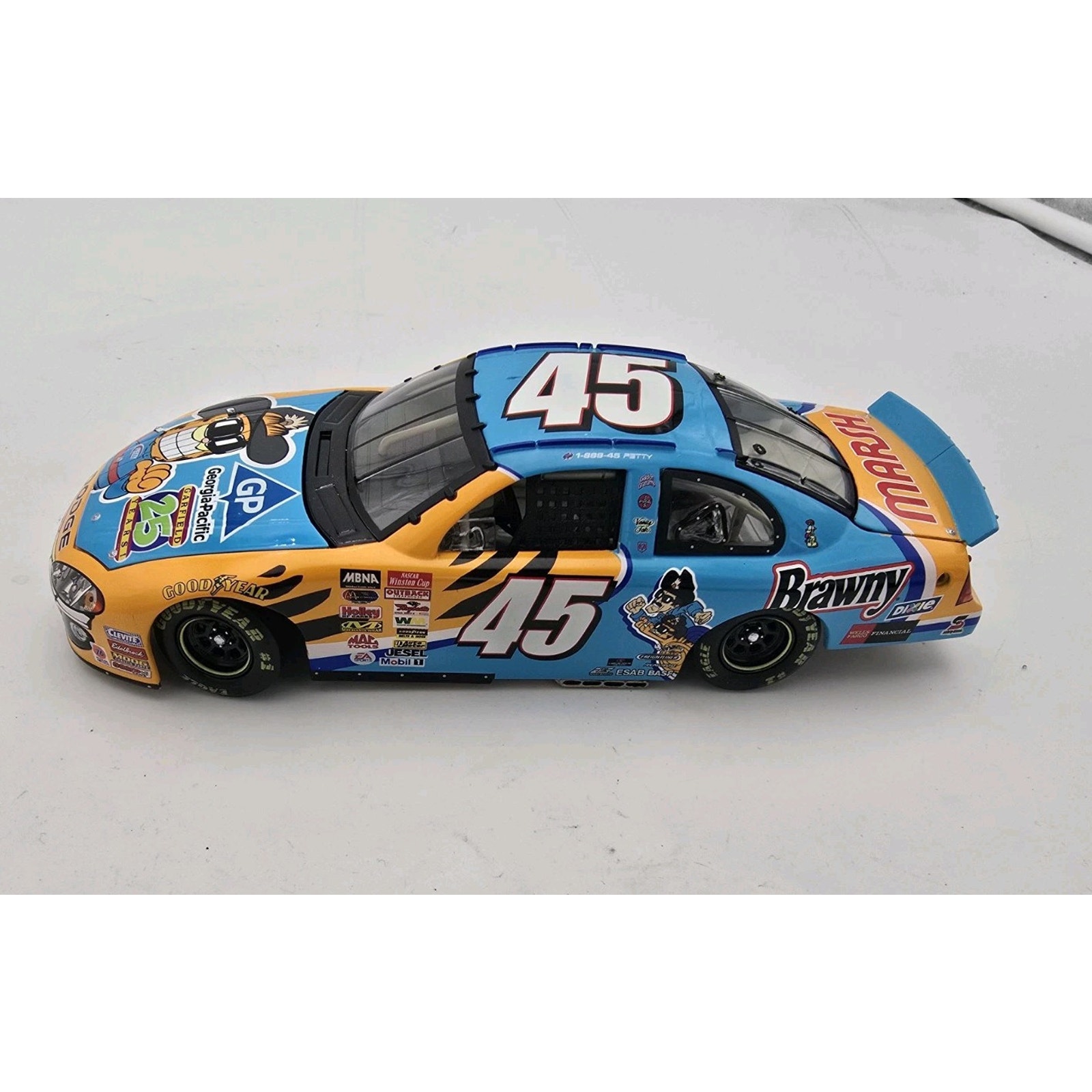Action Kyle Petty #45 Georgia Pacific Garfield 2003 Dodge Intrepid 1:24 Die Cast