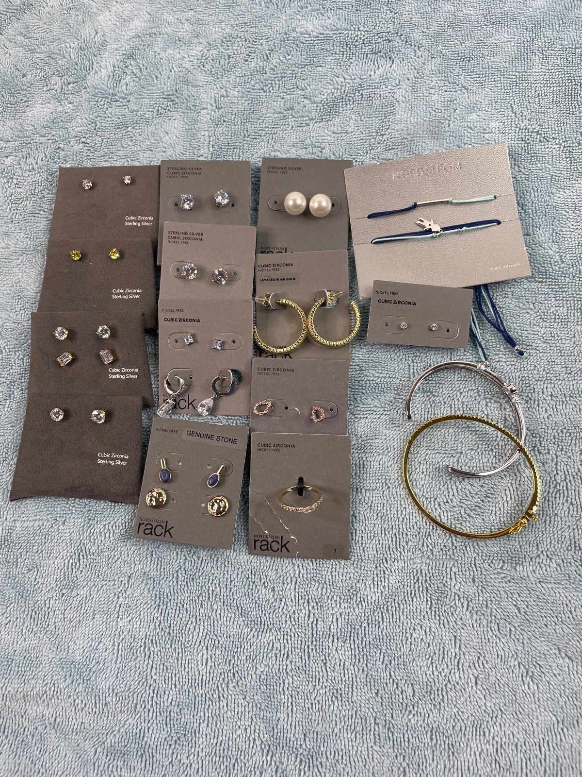 BUNDLE OF JEWELRY