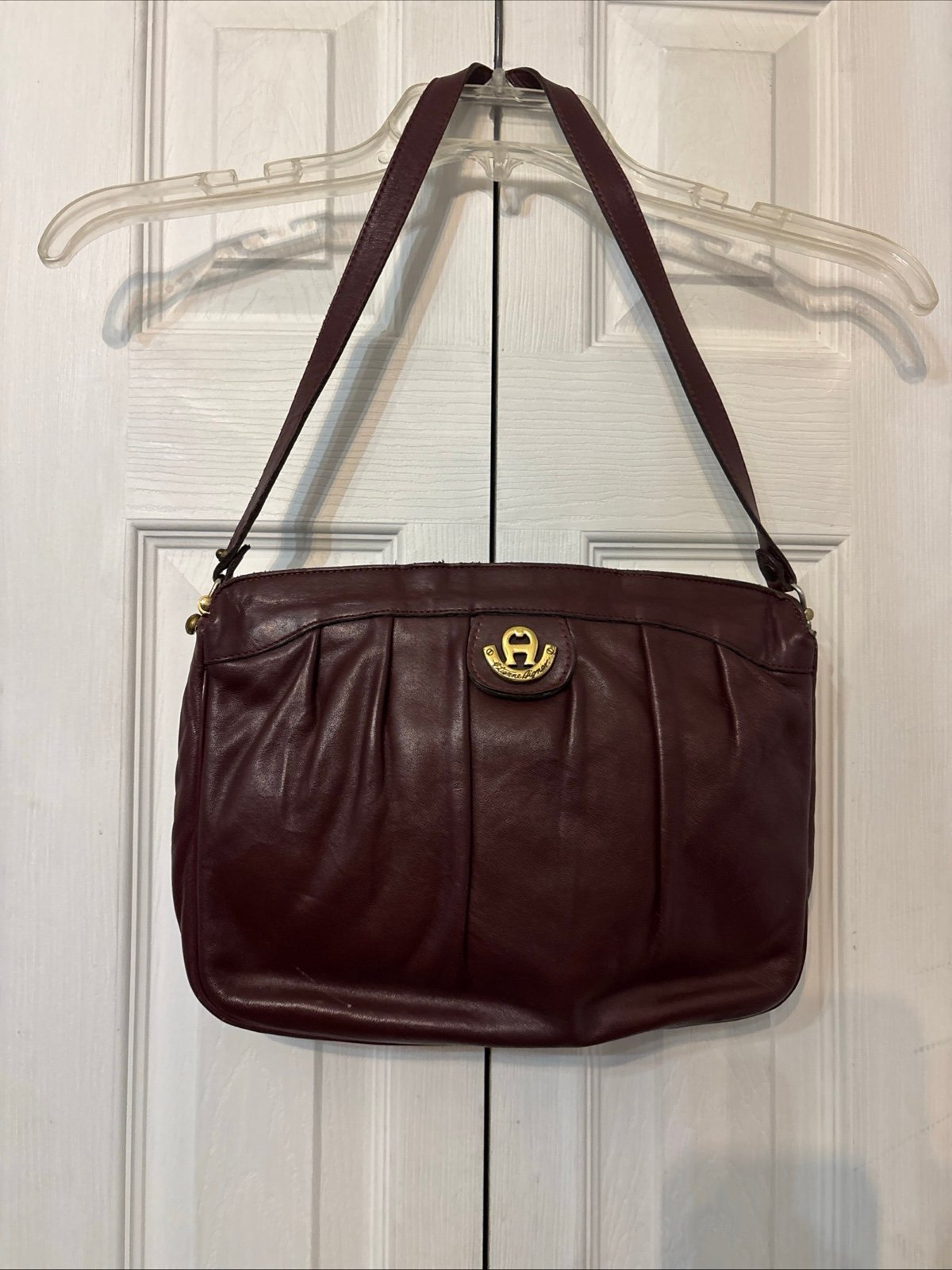 Vintage Etienne Aigner Classic Burgundy/Oxblood Leather Shoulder Purse