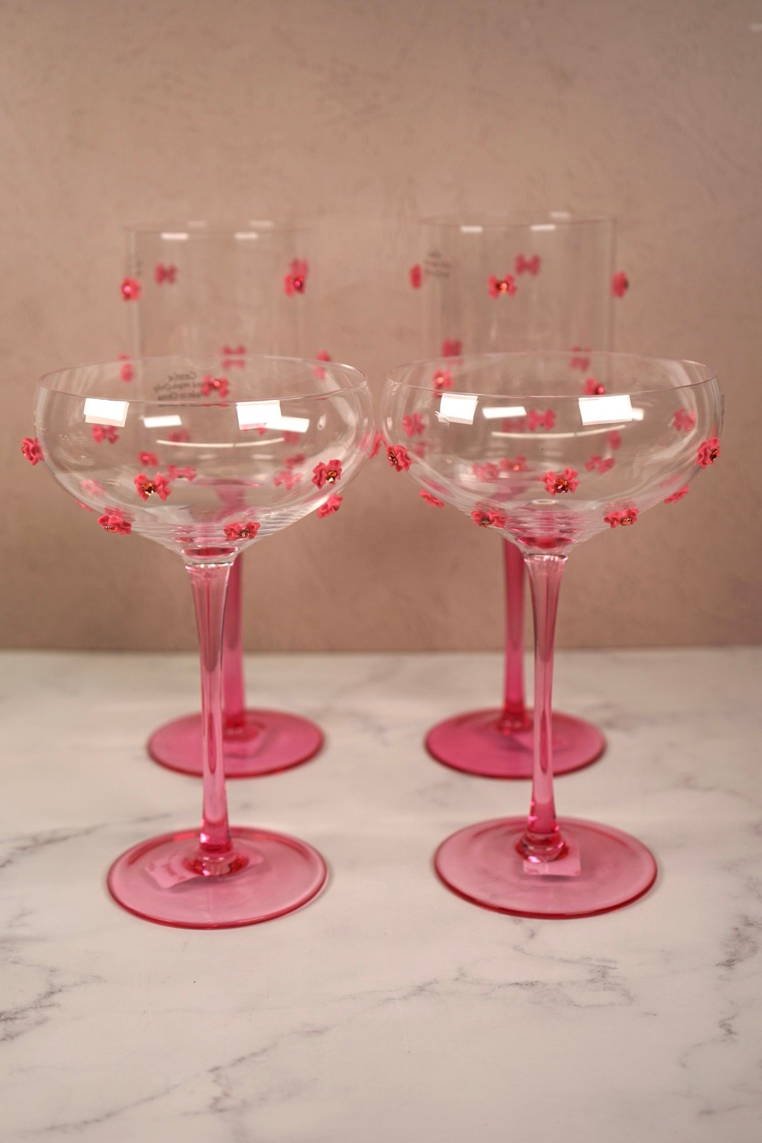 Set of 4 Viral Bow Glasses