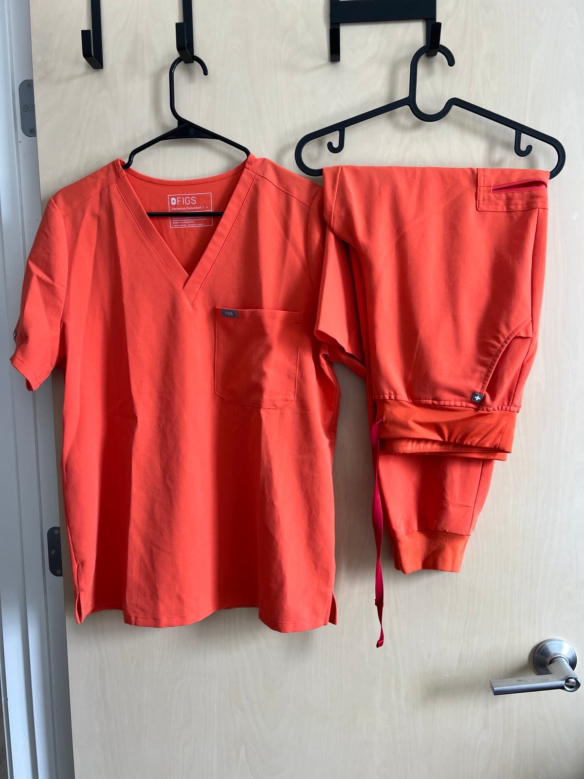 Figs Sunset Orange Scrub Set