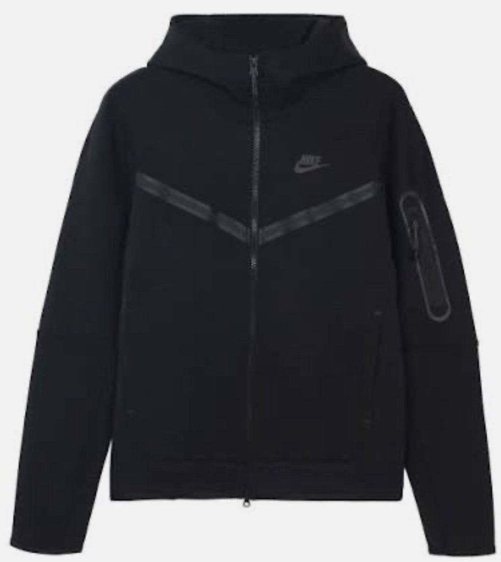 Nike tech