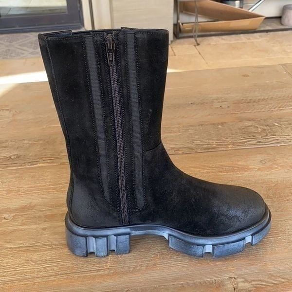 Free People Brooks Chelsea Boots Black Suede Lug Sole US 7