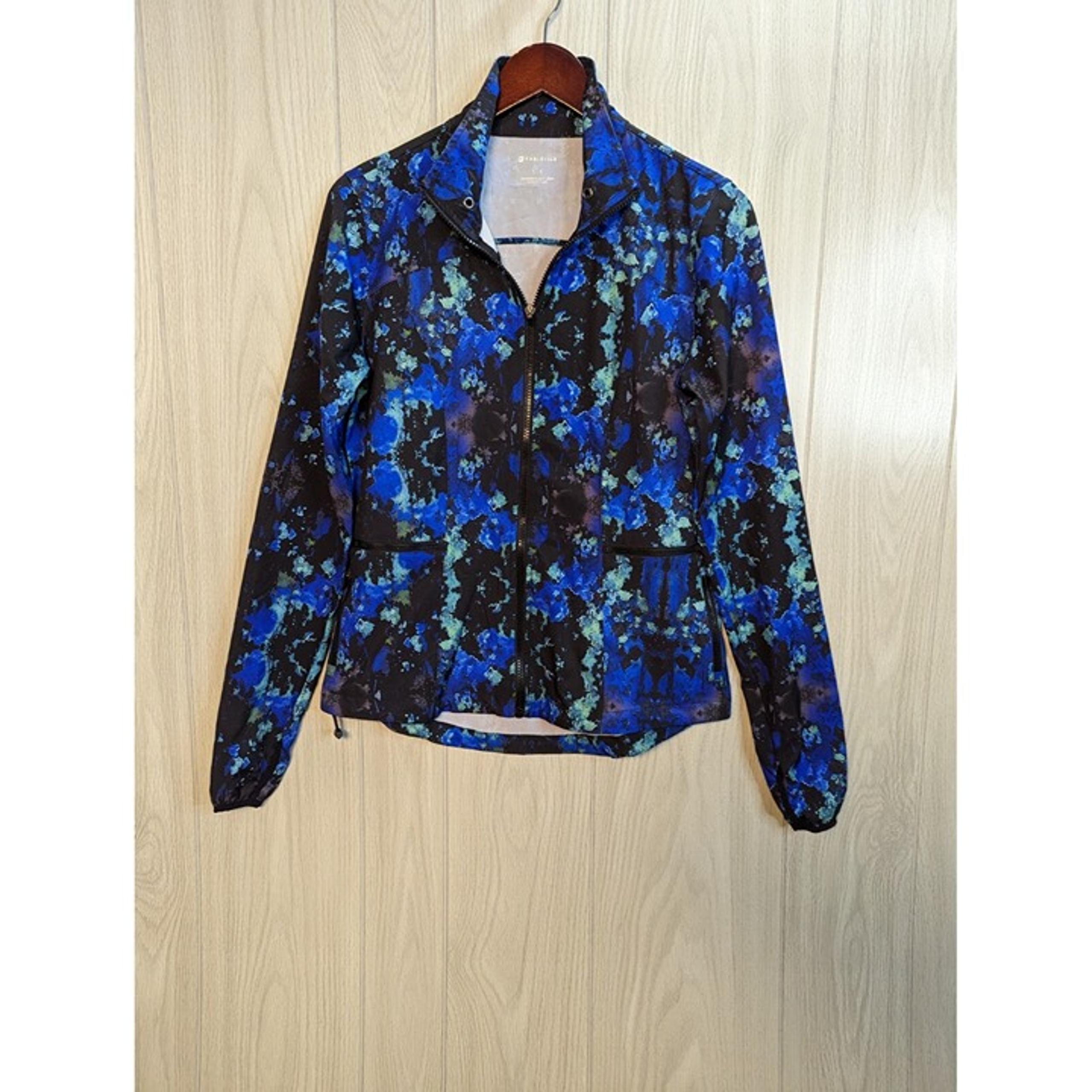 Fabletics blue multicolored 96 Full Zip Windbreaker Ladies Small S Pockets