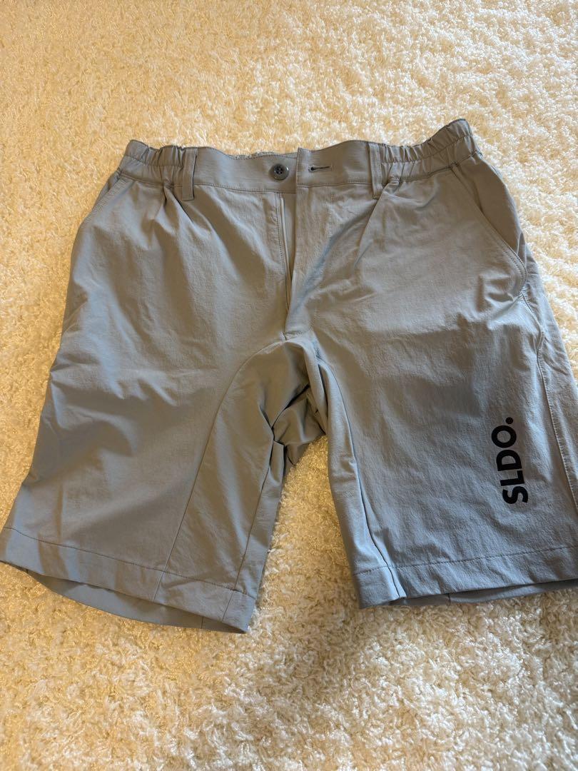 SLDO. Gray shorts S