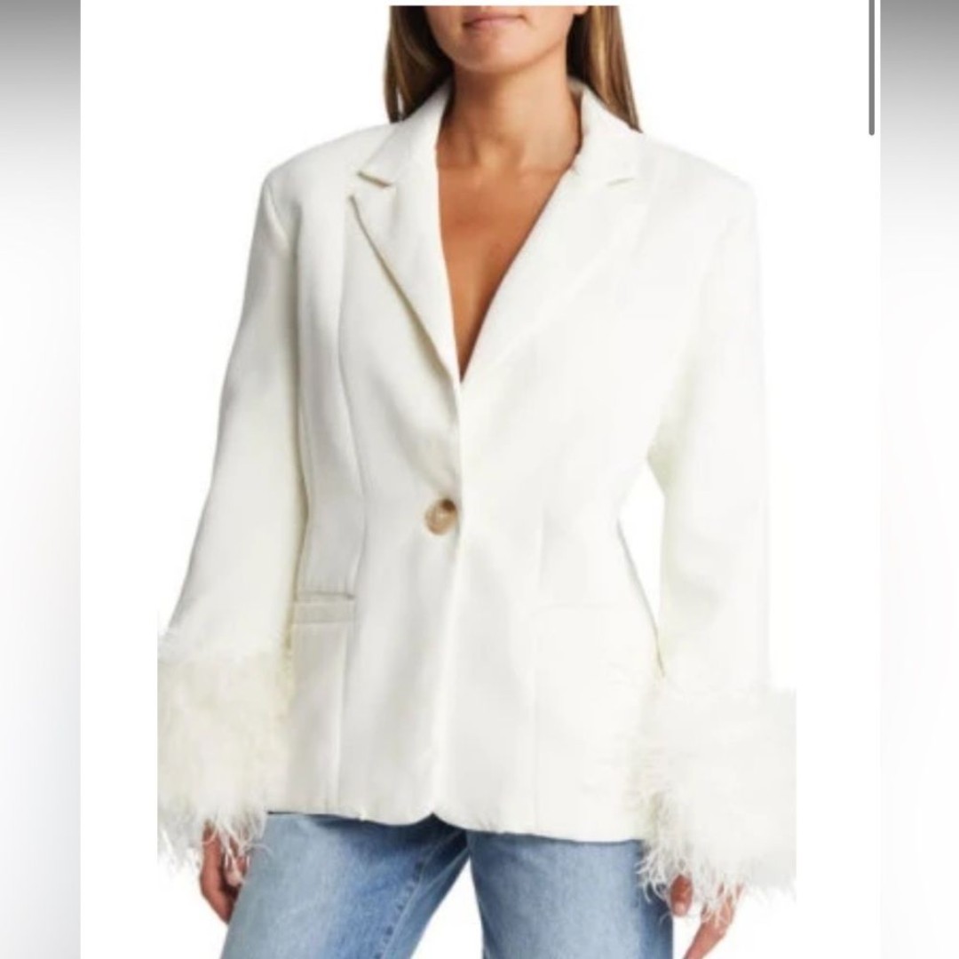 New HOUSE OF CB Iman Feather Trim Oversized Crepe Blazer in Ivory