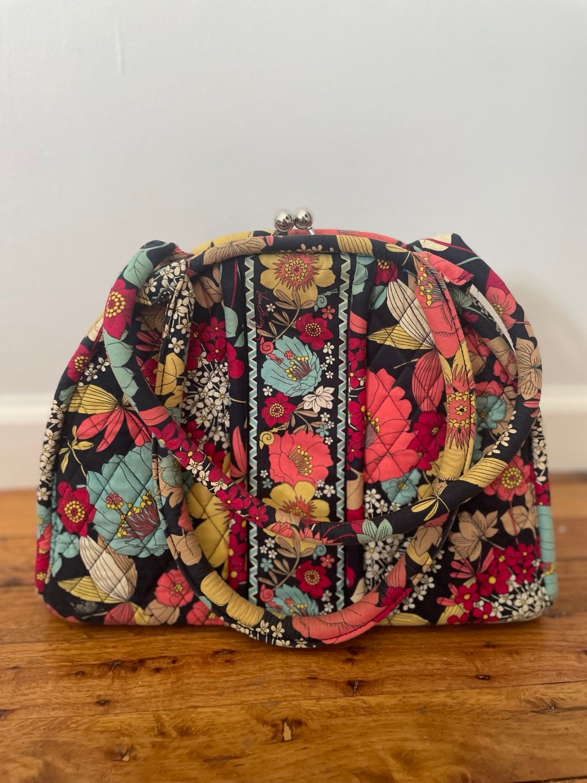 Vera Bradley clasp bag with wallet