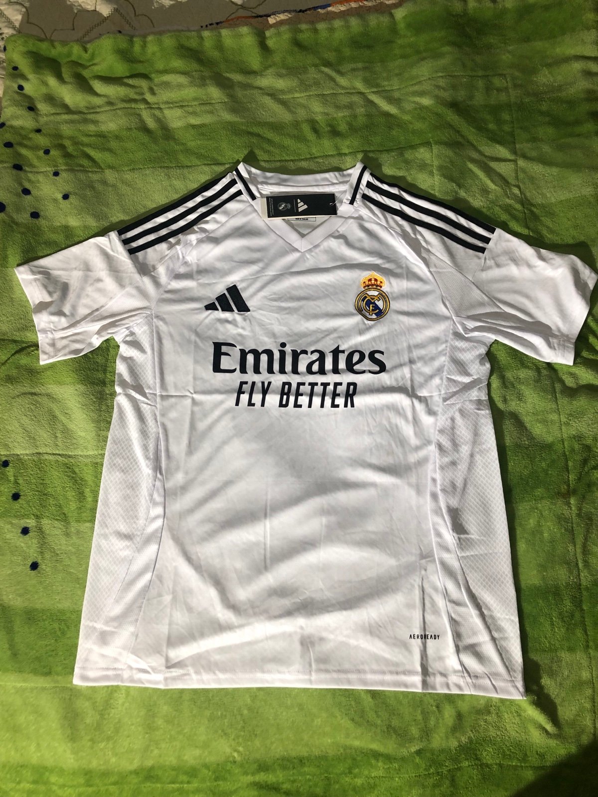 Adidas Real Madrid home jersey size X-Large 24/25 white