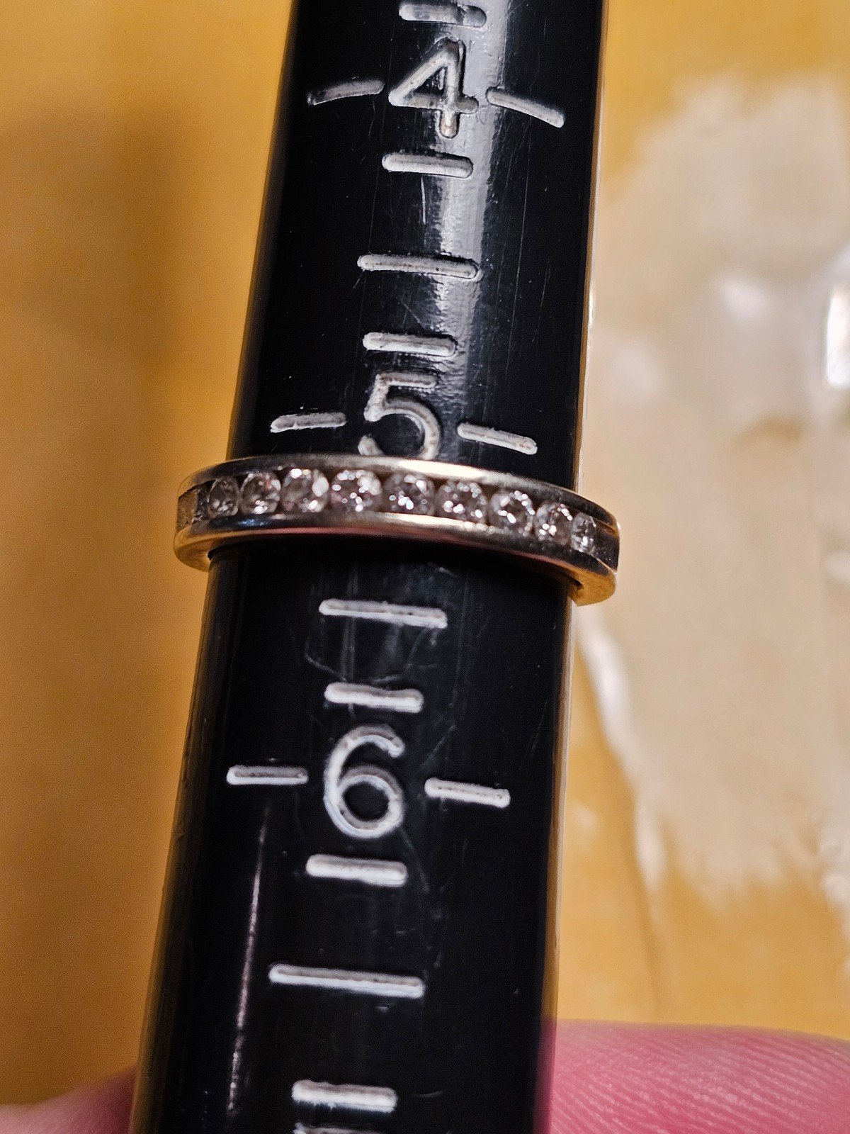 14k diamond .35 total carat weight and size 5 1/4
