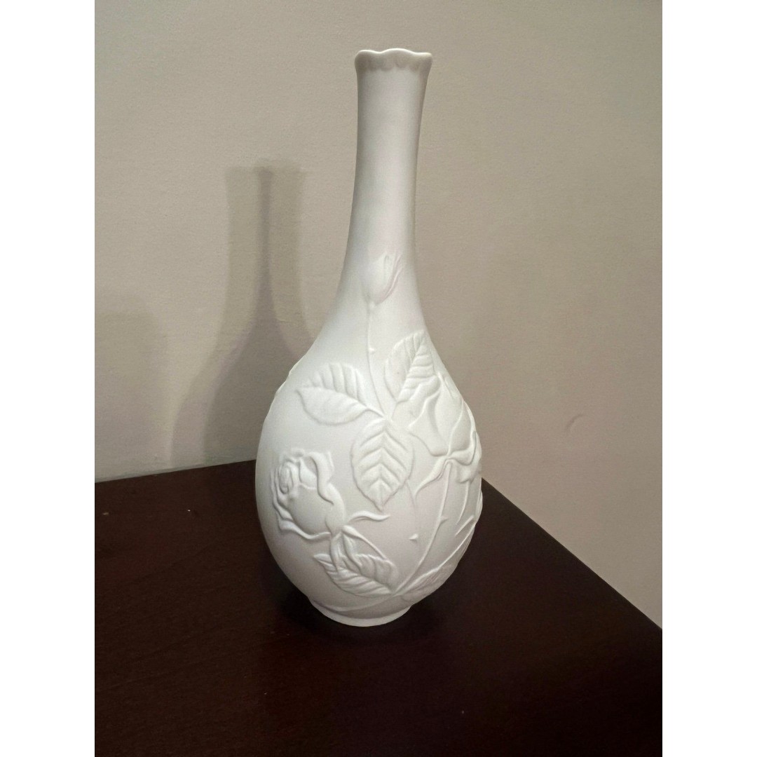 Vintage AK Kaiser Bisque White Porcelain Vase with Roses Floral