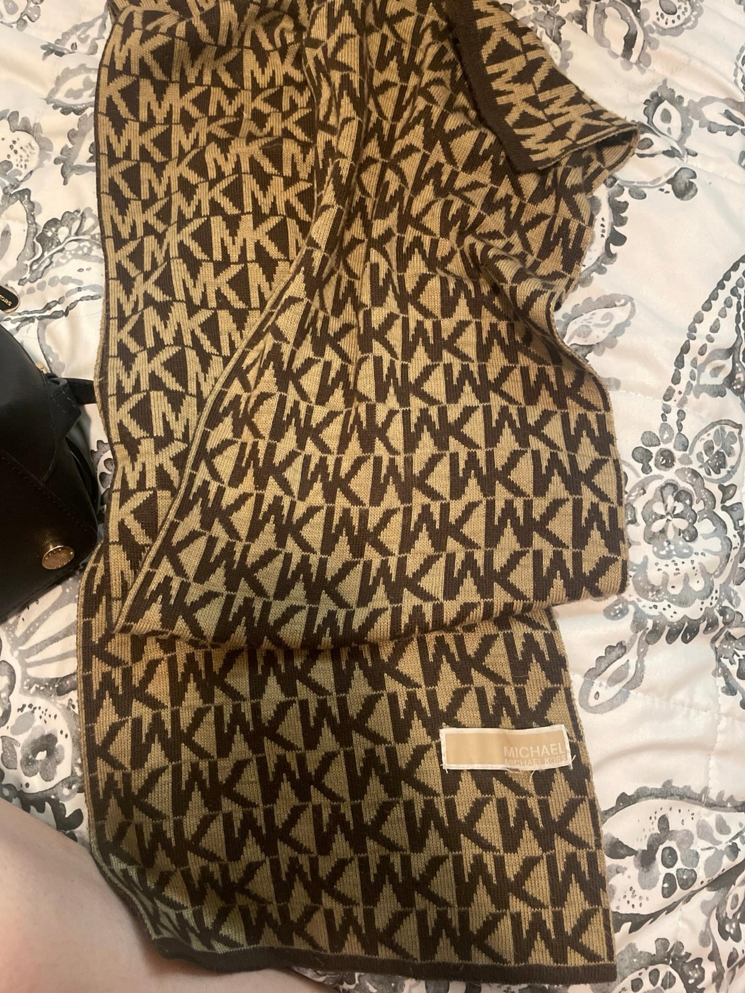 Michael Kors Infinity Scarf