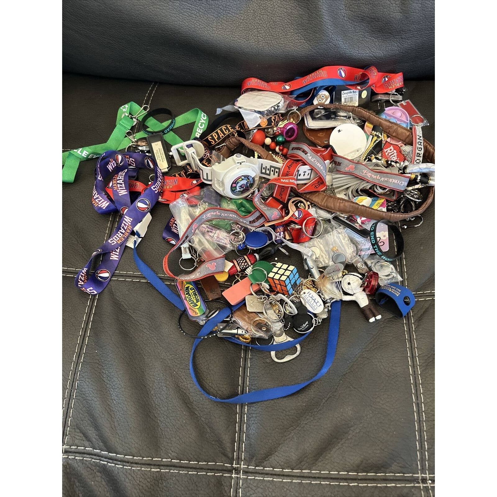 Keychain And Assortment Lot Assorted Styles 4 Pounds New & Used Vintage To Now 6