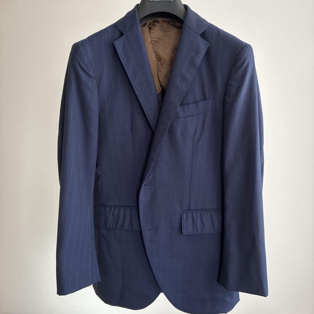 Men's Suit, Universal Language, Size 42