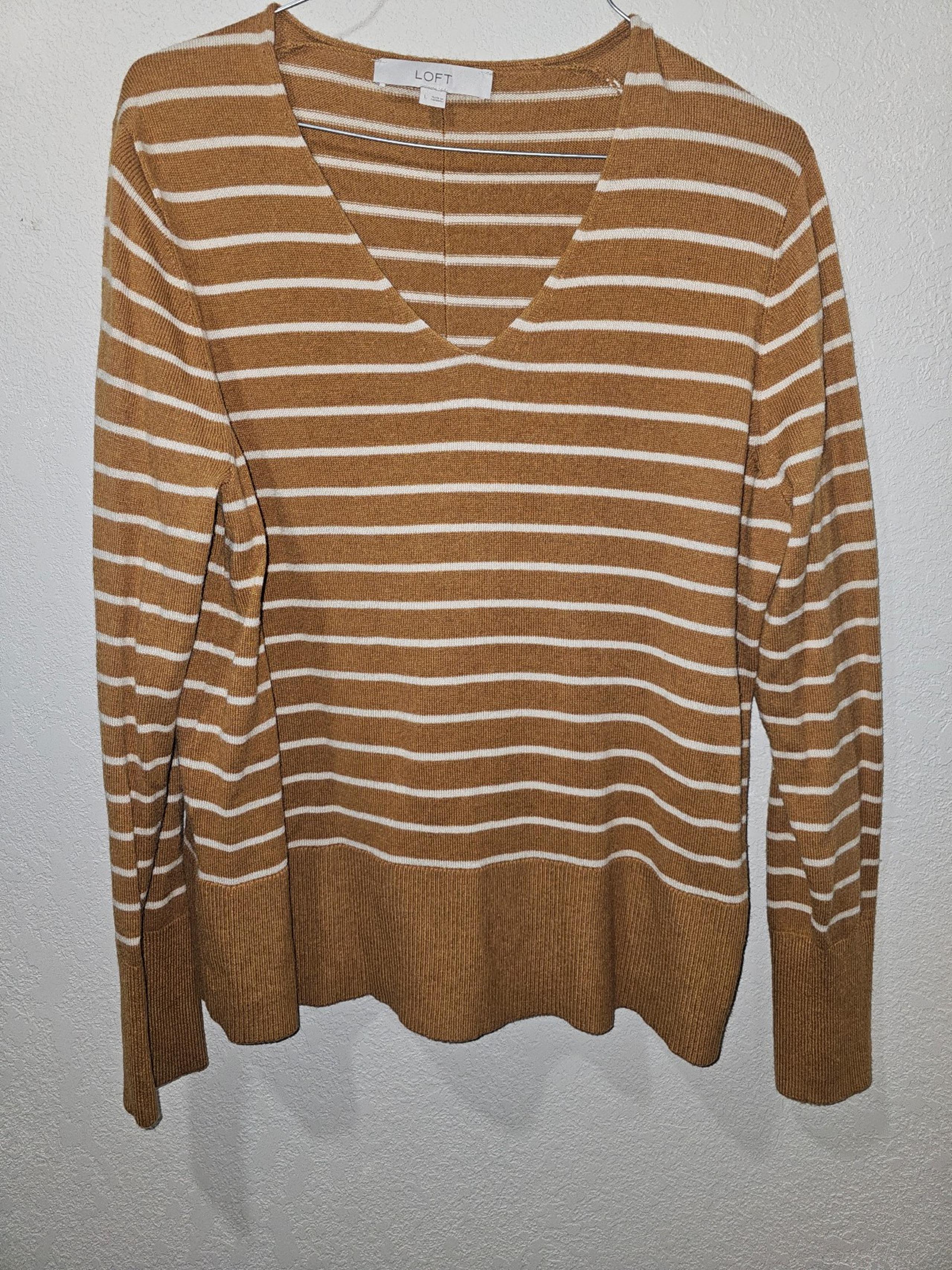 Loft striped ribbed v neck sweater size large