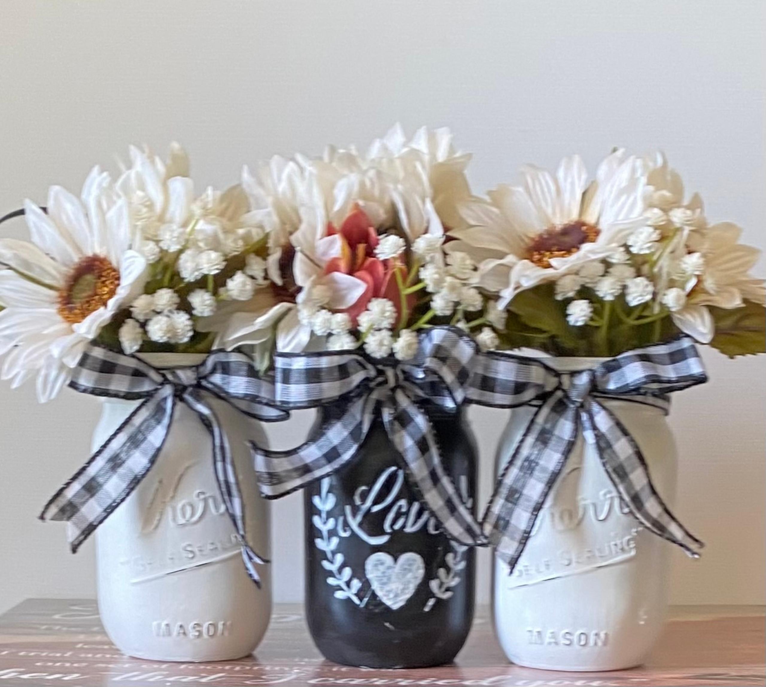 Simply Gorgeous Fall/ Winter Uplifting Home Décor Centerpiece ❤️❤️❤️❤️ - Ball