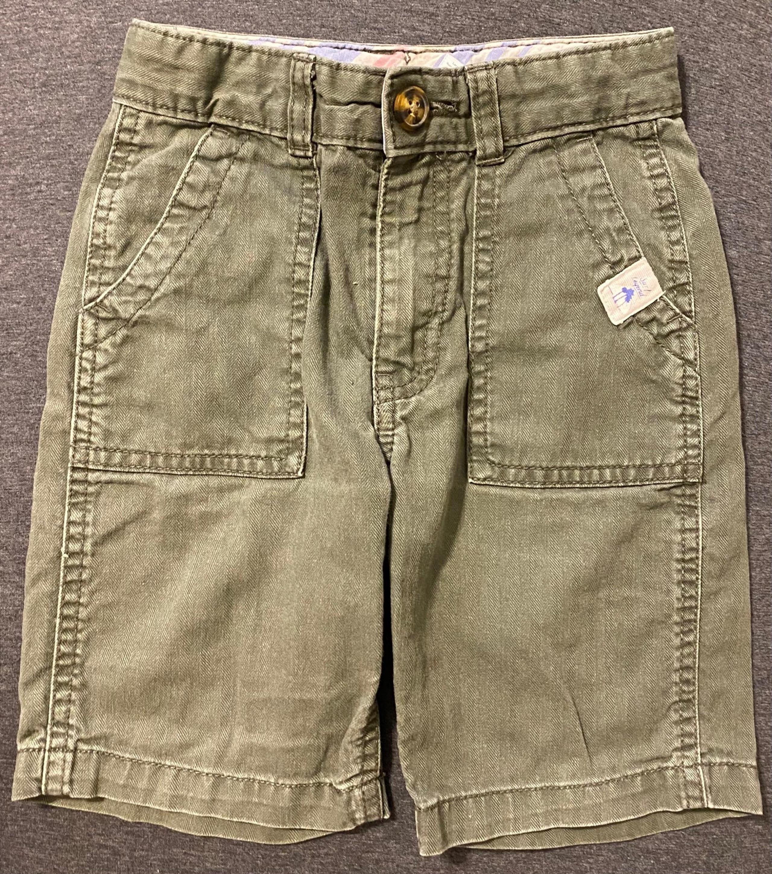 Boys Carter’s shorts in size 4