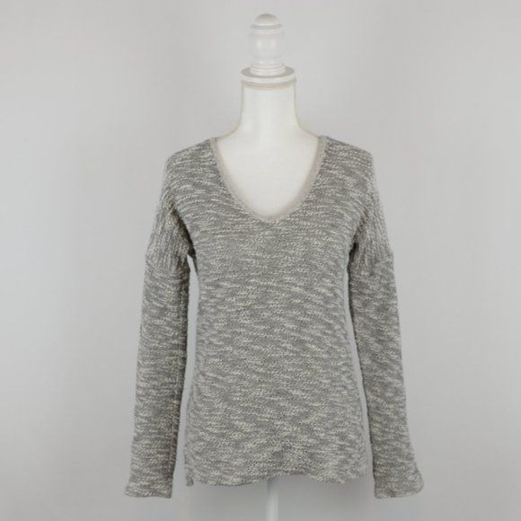 Paige Martine Women's Small Cream Gray V-Neck Tight Knit Sweater