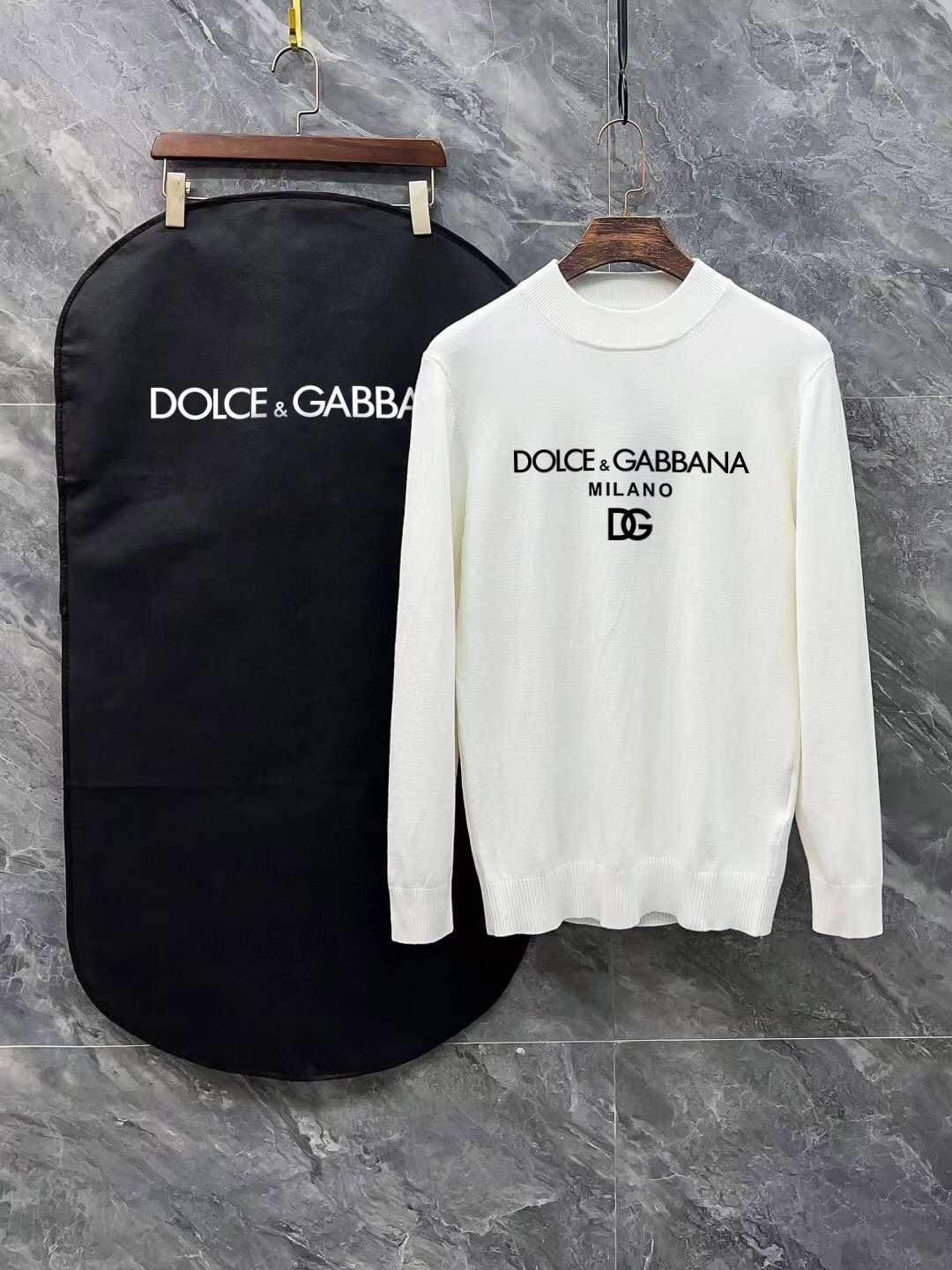 White all-match sweater