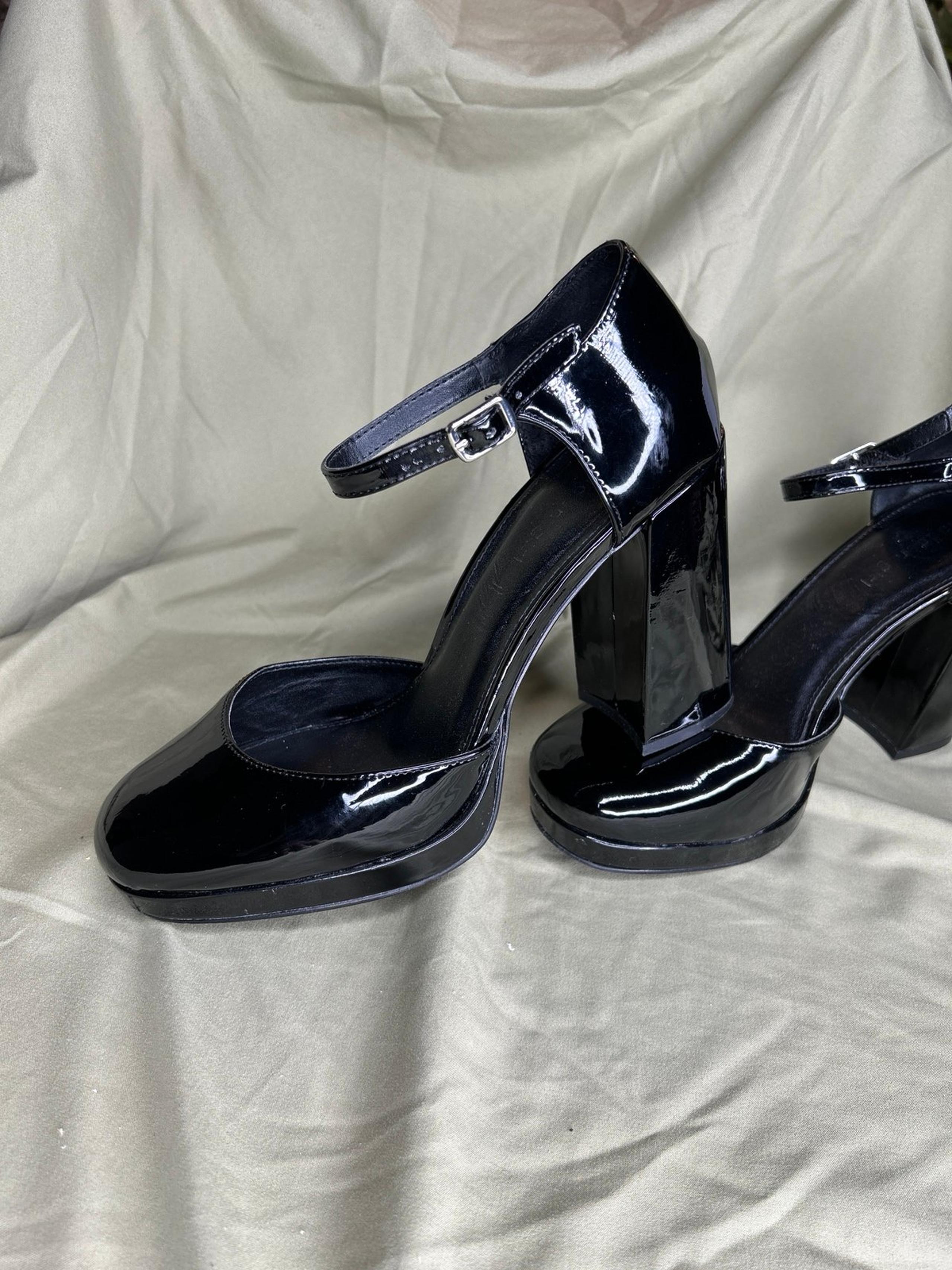 GUC Madden Girl Dion Platform Mary Jane Pumps Black Patent Leather Size 9.5