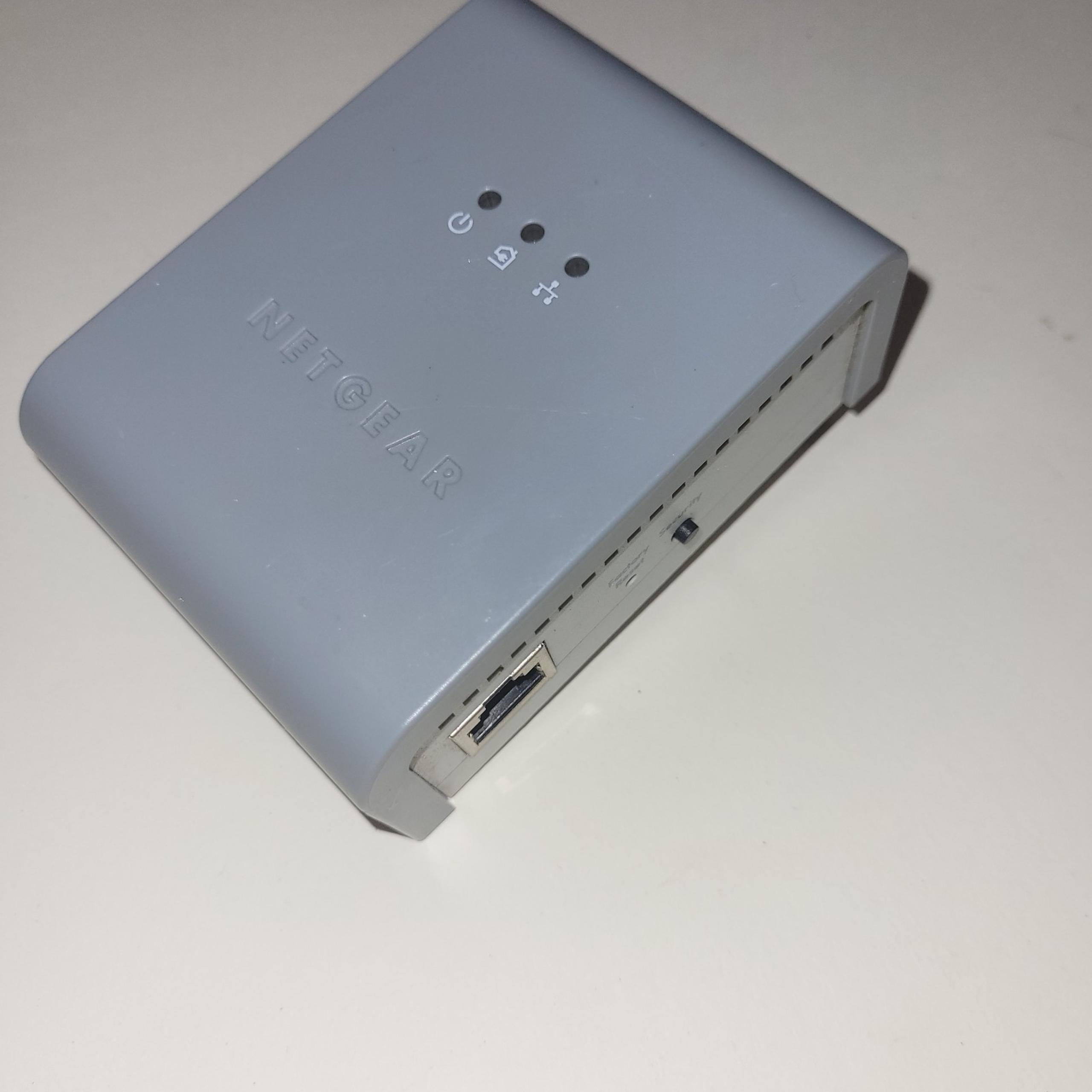 XAV101 NetGear Powerline 200Mbps AV Ethernet Adapter