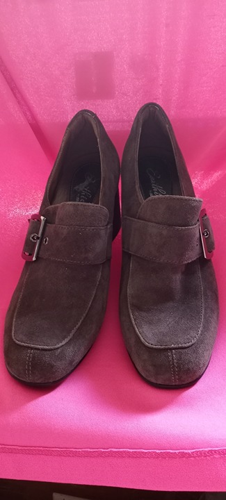 Earthies Rhea Dark Slate heeled loafer size 7.5