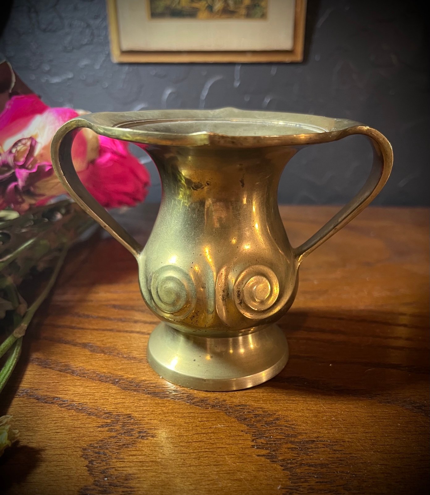 Japanese Mimikuchi flying handles bronze or brass vase