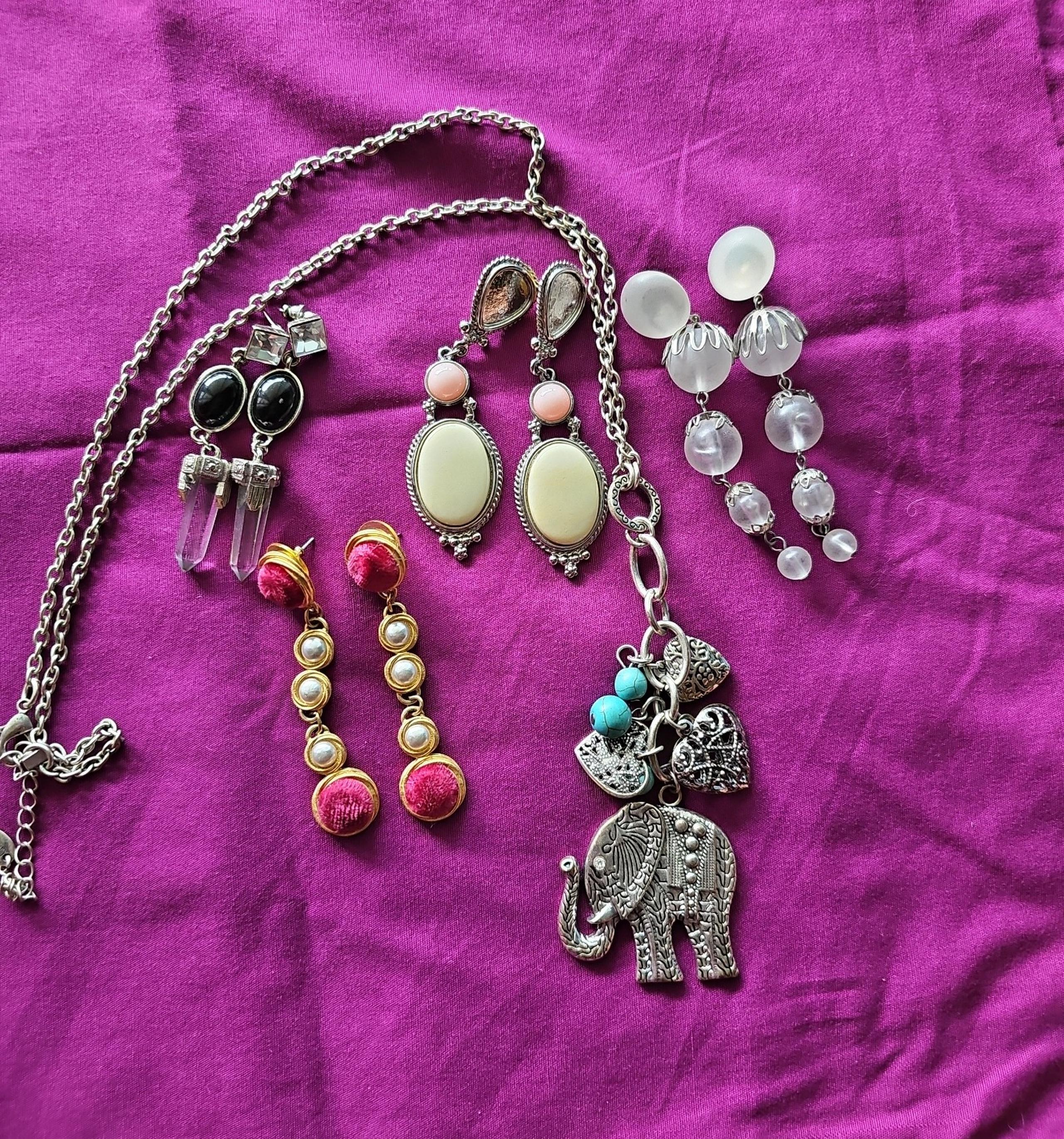 late 80-90's earrings - Lot