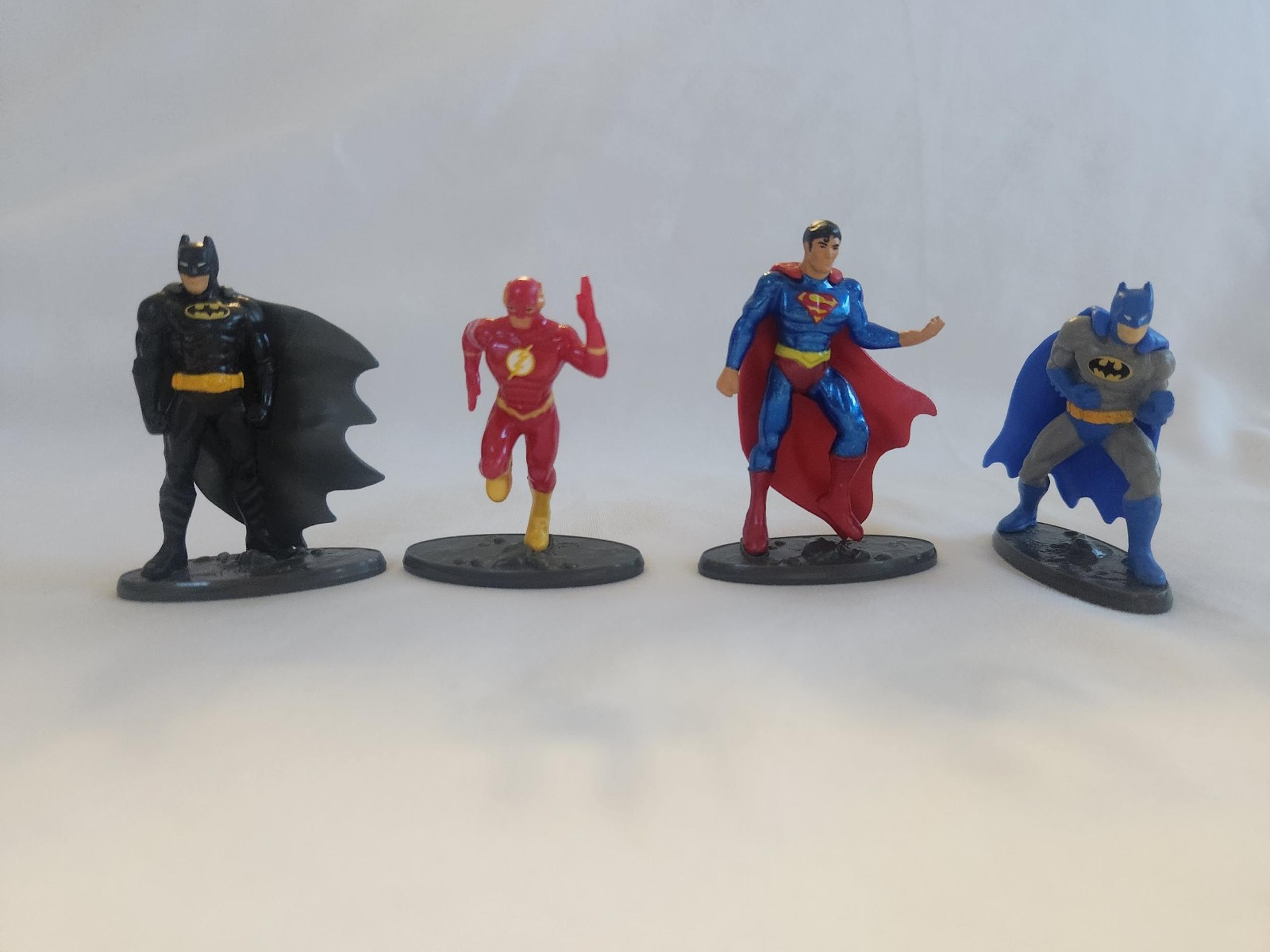 Mini Figures- Justice League DC Comics- Lot of 4