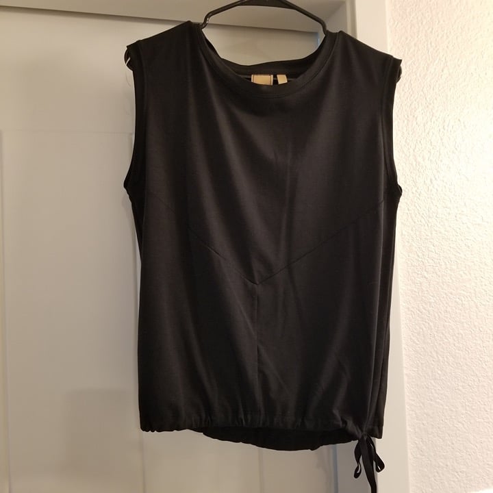 Indygena GOMA Sleeveless Top