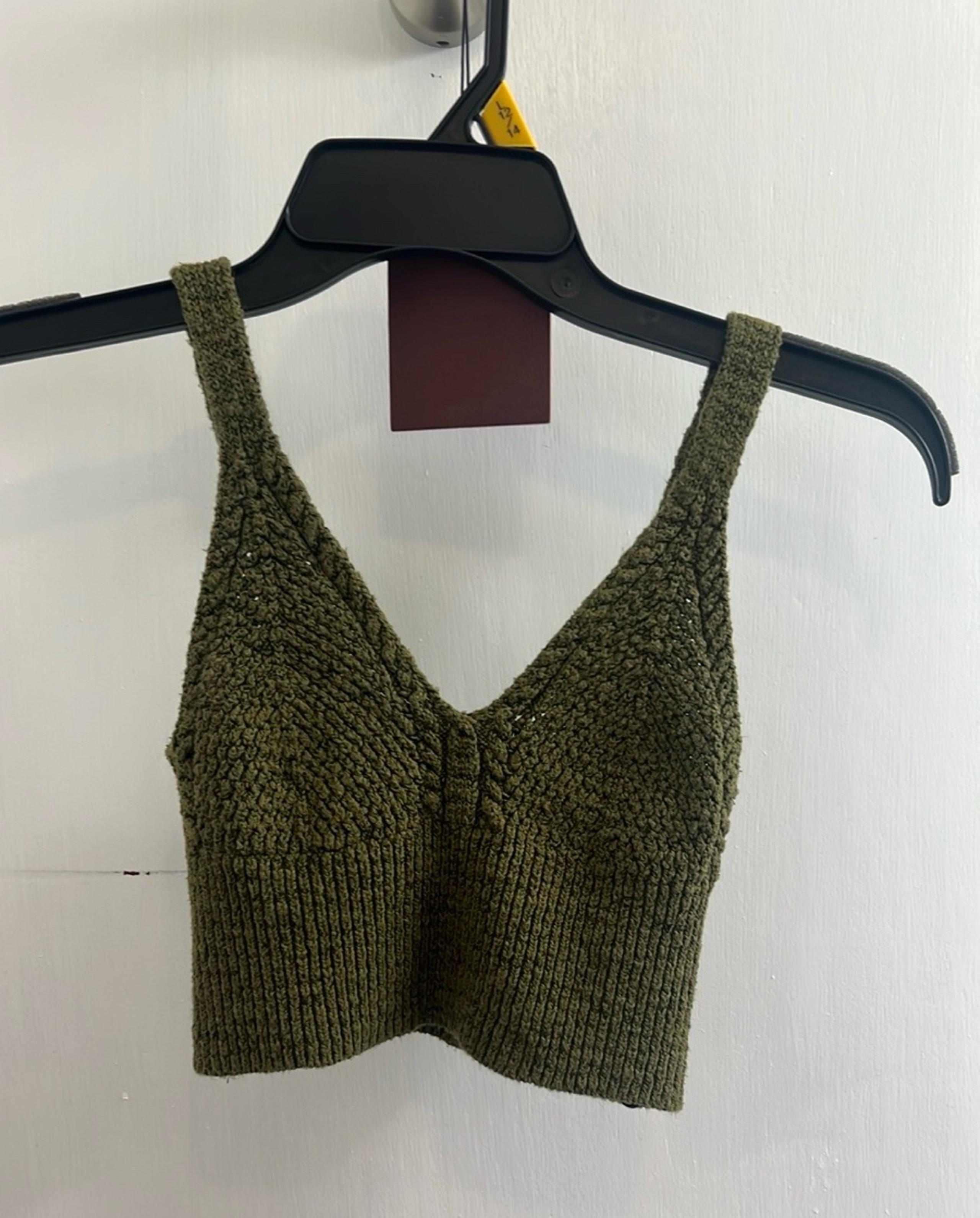 Debut Olive Green Knit Crop Top size small