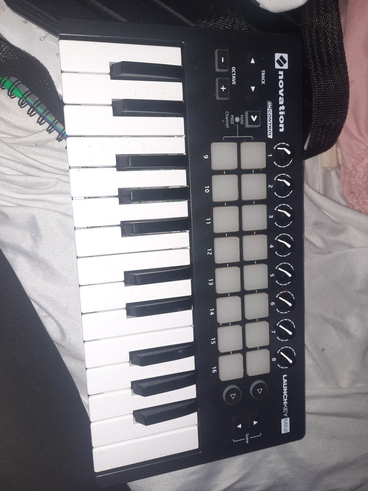 Novation Launch key mini mk2