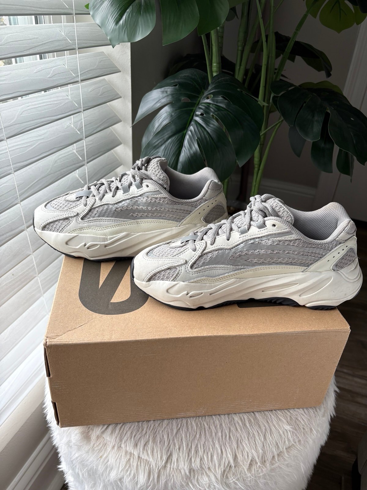 Yeezy Boost 700
