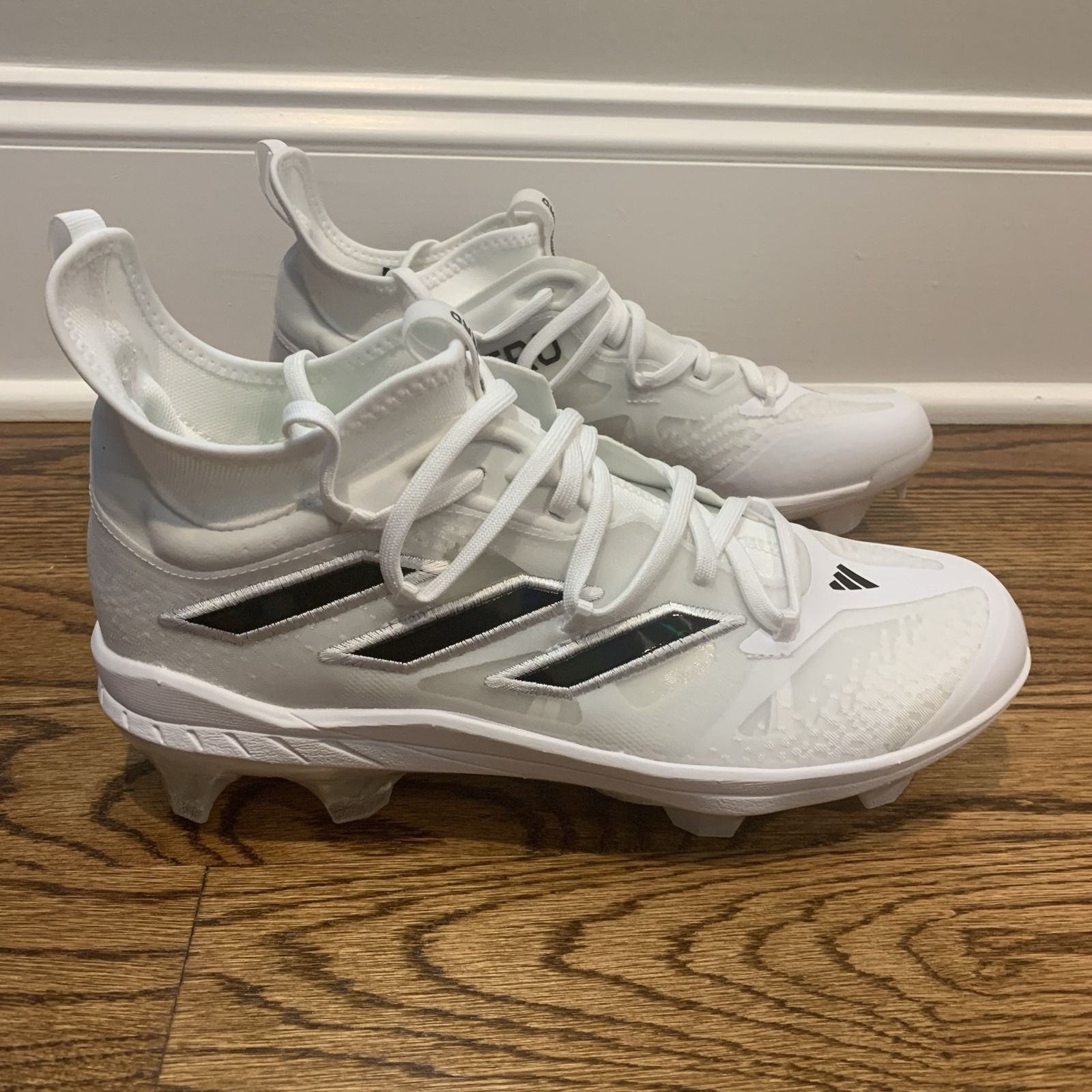 Adidas Adizero Afterburner 9 White Molded Baseball Cleats Men's Size 8.5 ID1668