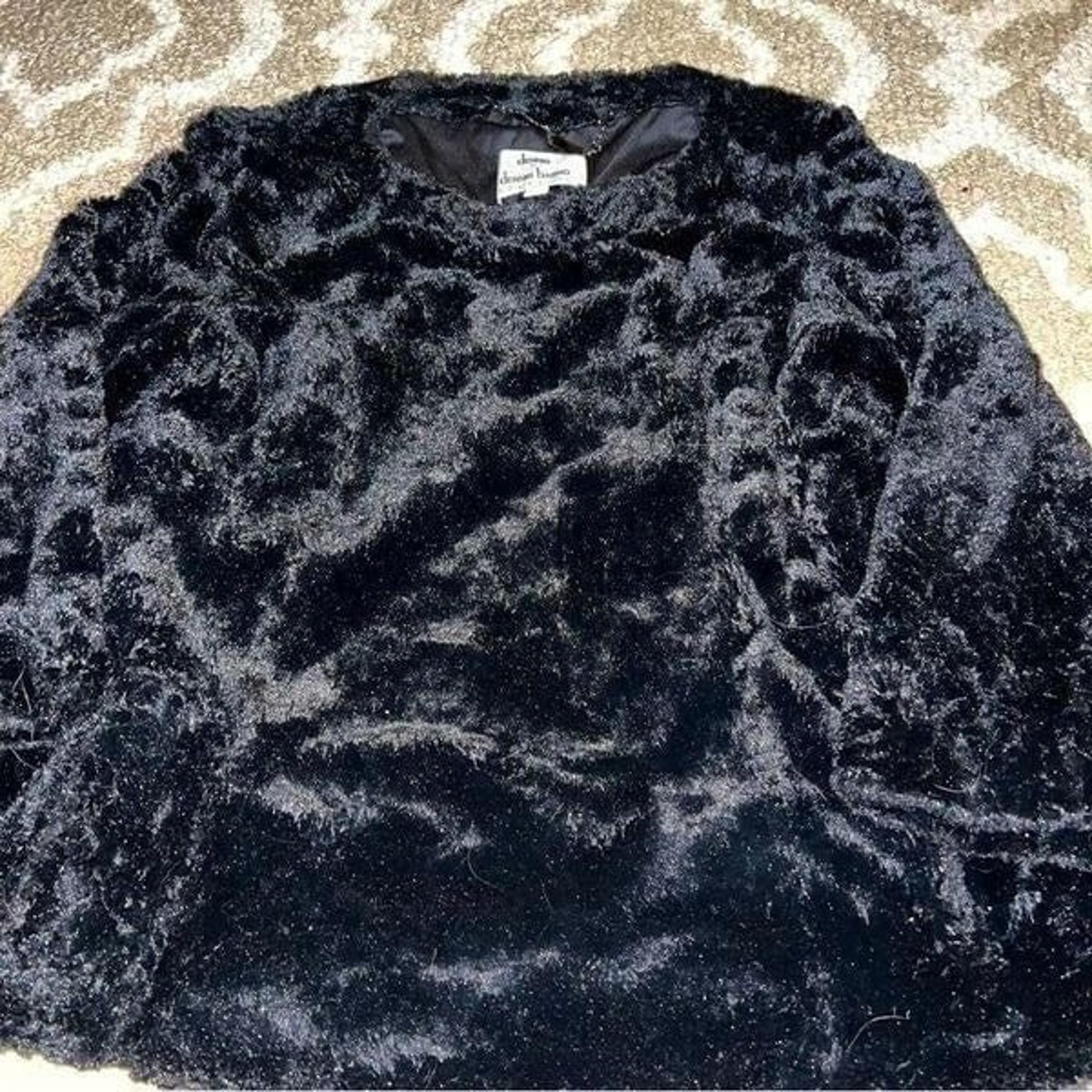Sterling over coat size L - Dennis Basso