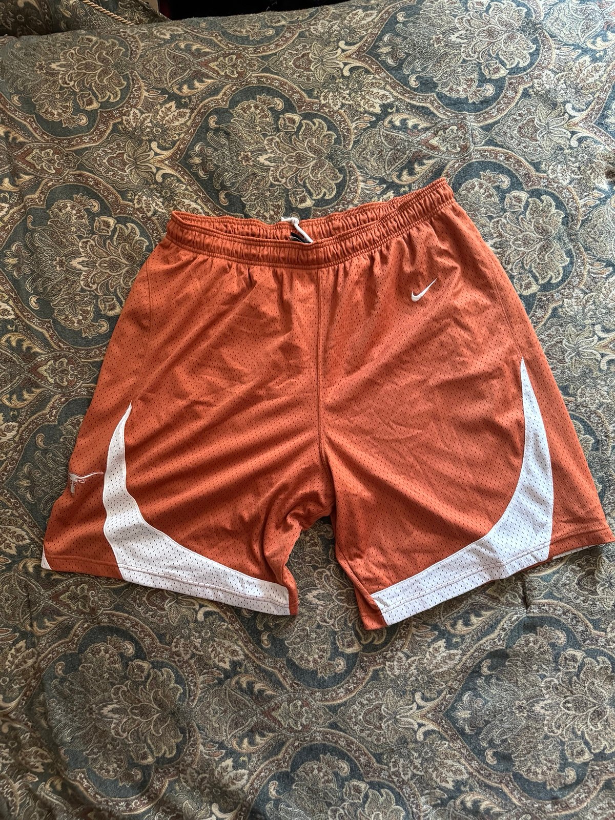 Nike University Of Texas Basketball Shorts Size 2XL