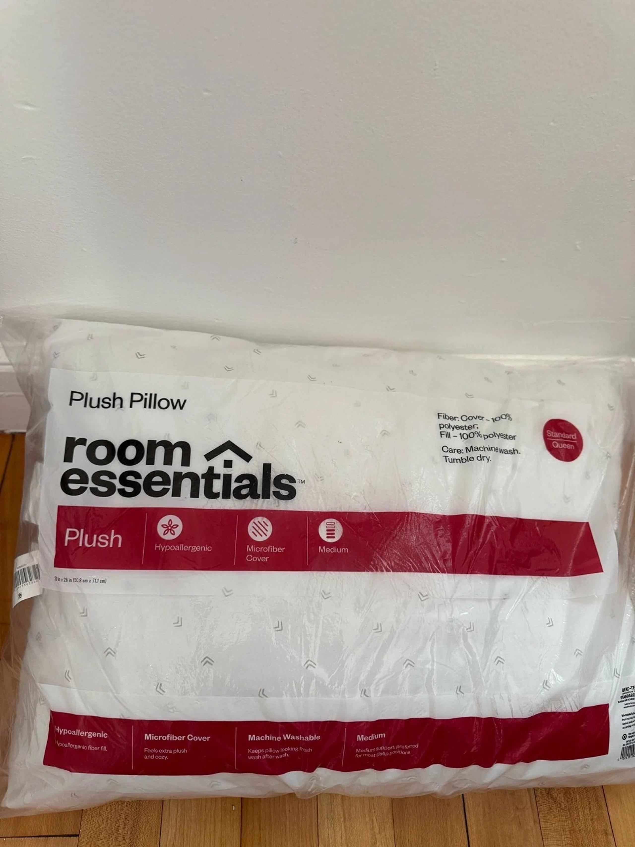 Room Essentials Plush Pillow Standard/Queen White