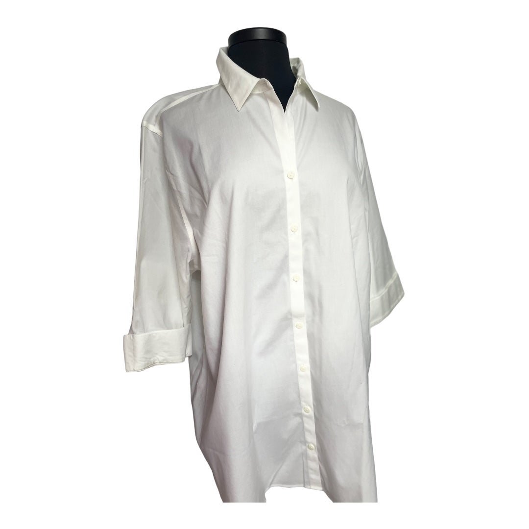CHICO’S Size 4 Button Down Shirt White Cotton No Iron Loop Back Buttons NEW