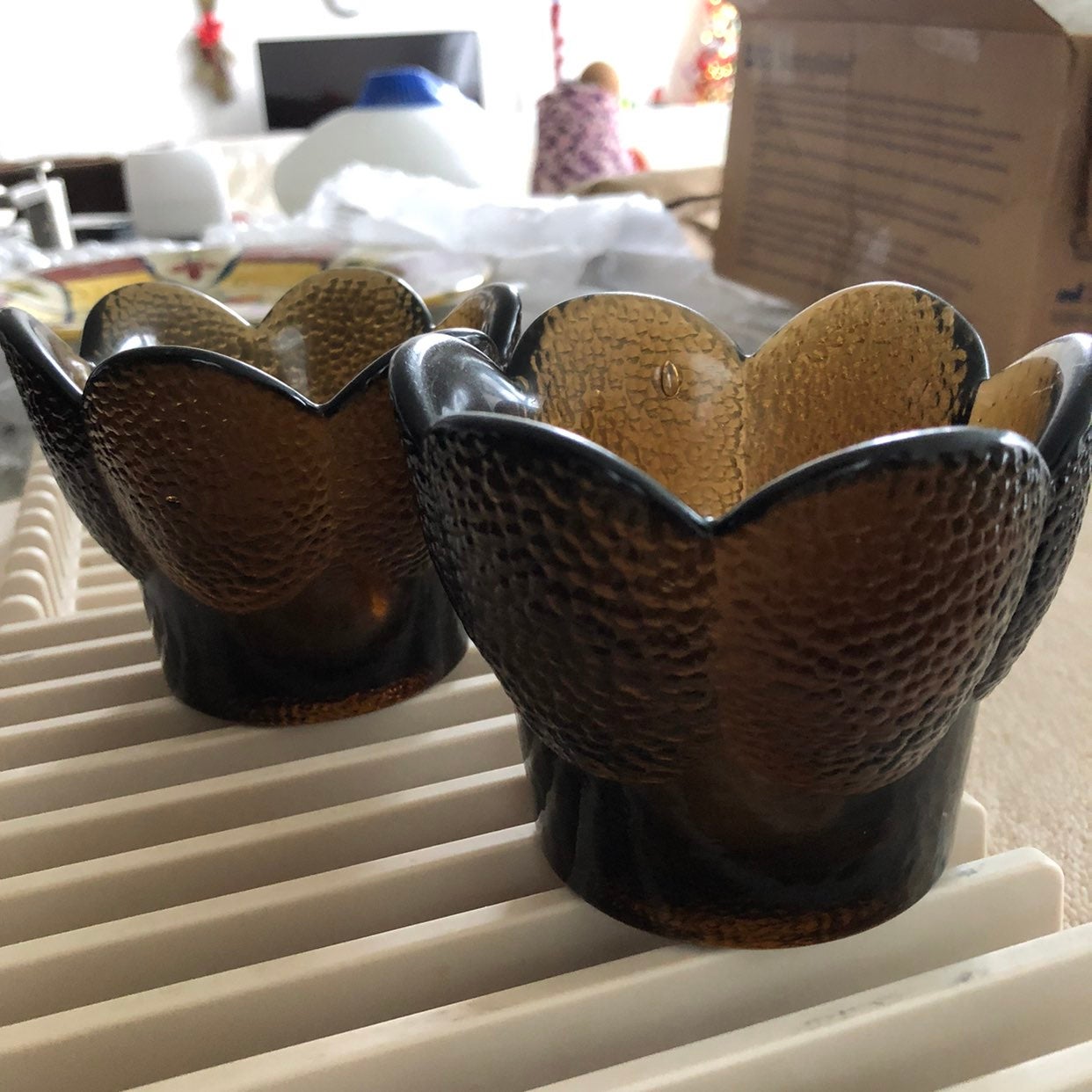 4 Vintage Tulip Rim Glasses