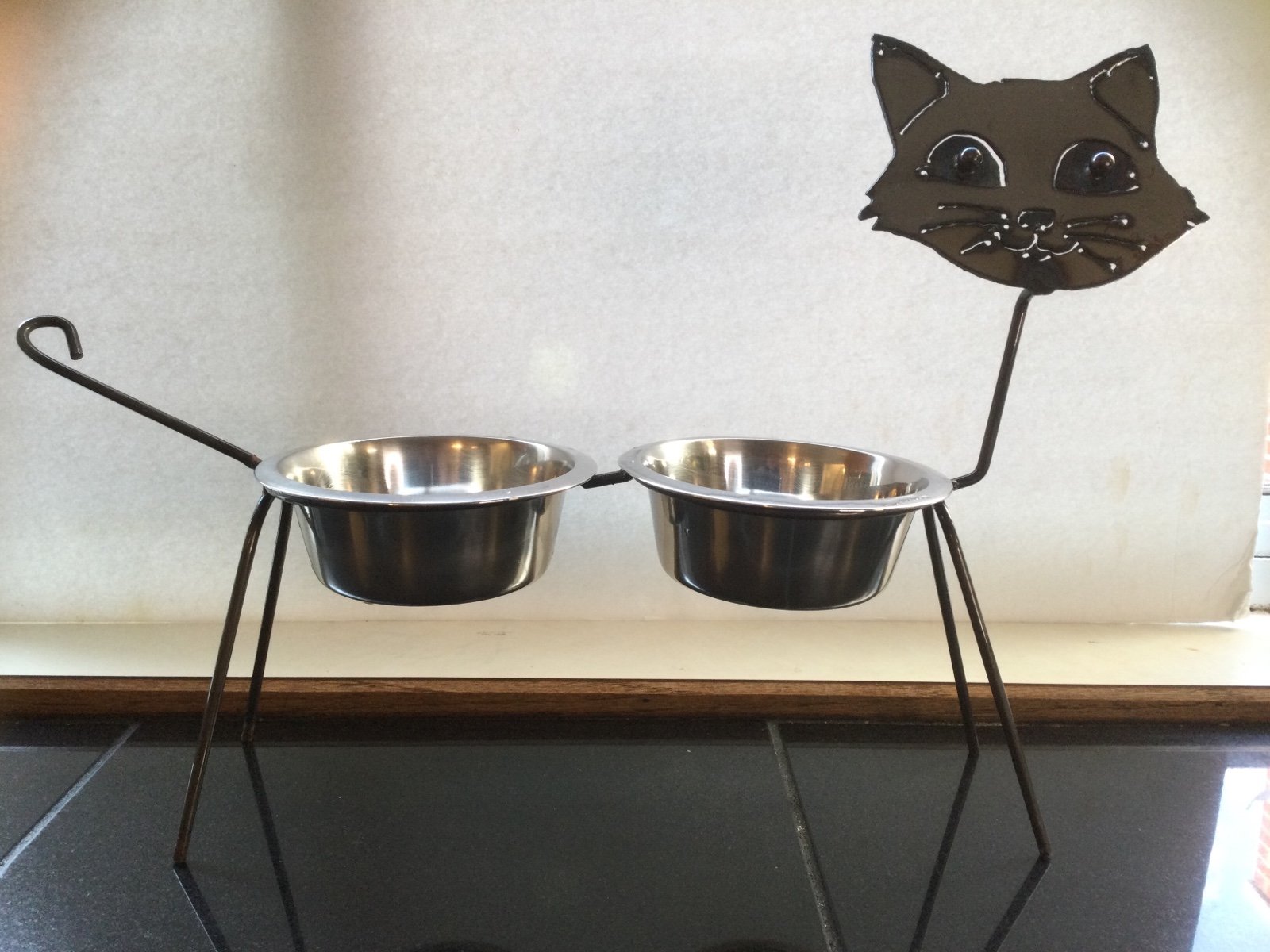 Unique cat bowl